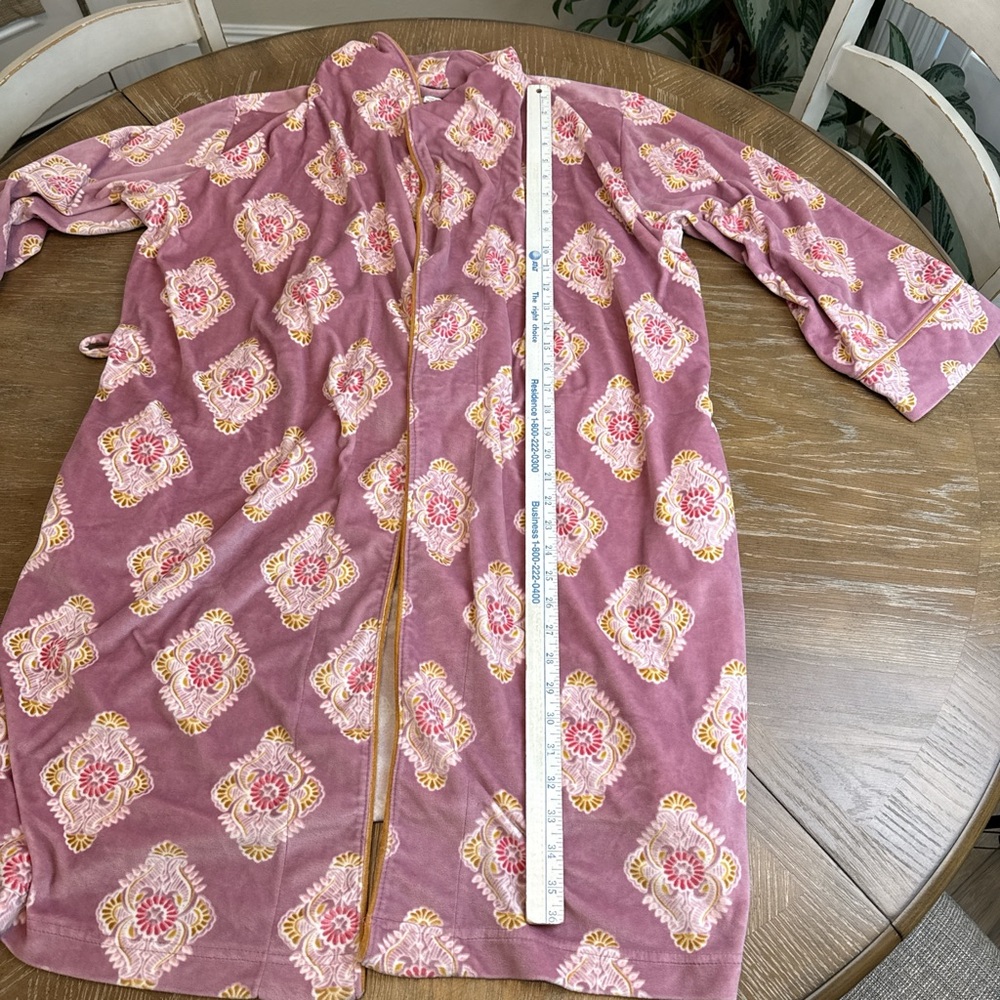 World Market Patterned Robe with Belt - Picture 6 of 6